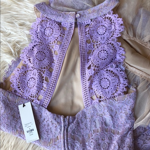 Francesca’s NWT Eloise lace open back dress 💜 - Picture 5 of 8